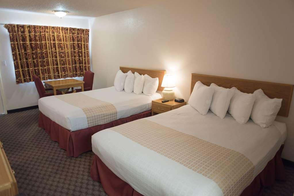 Motel 8 Rock Springs Room photo