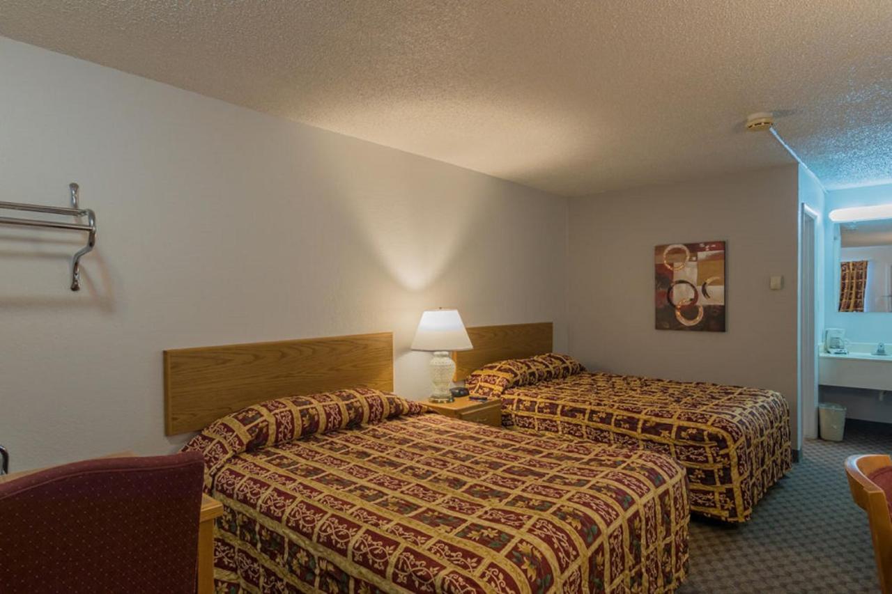 Motel 8 Rock Springs Exterior photo